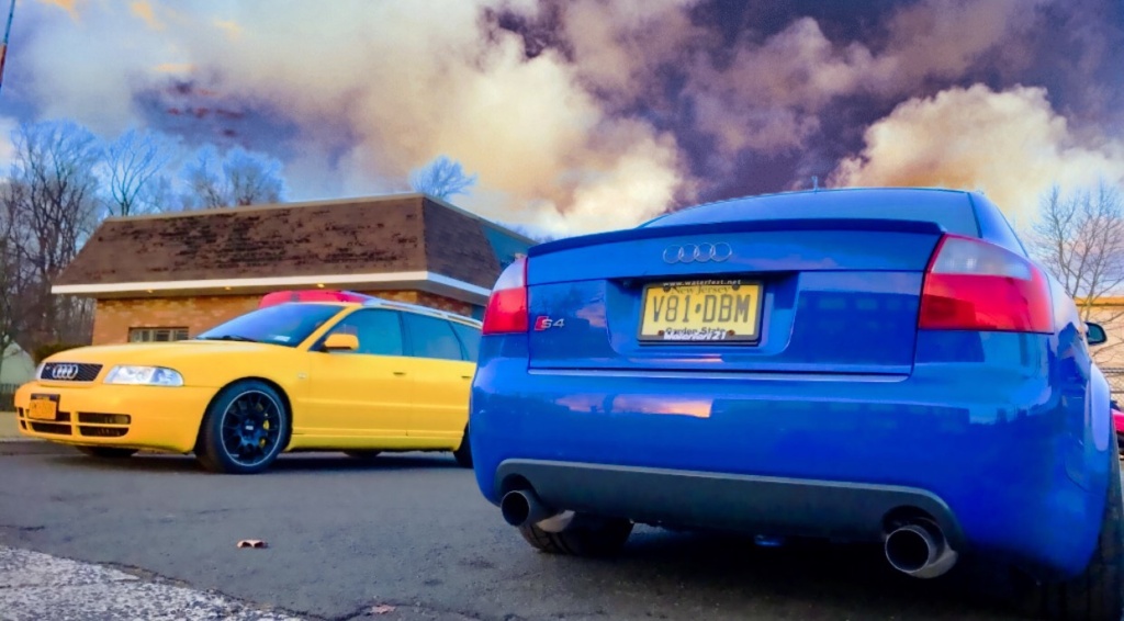 b5 S4 avant VS b6 S4 Pick a side.
